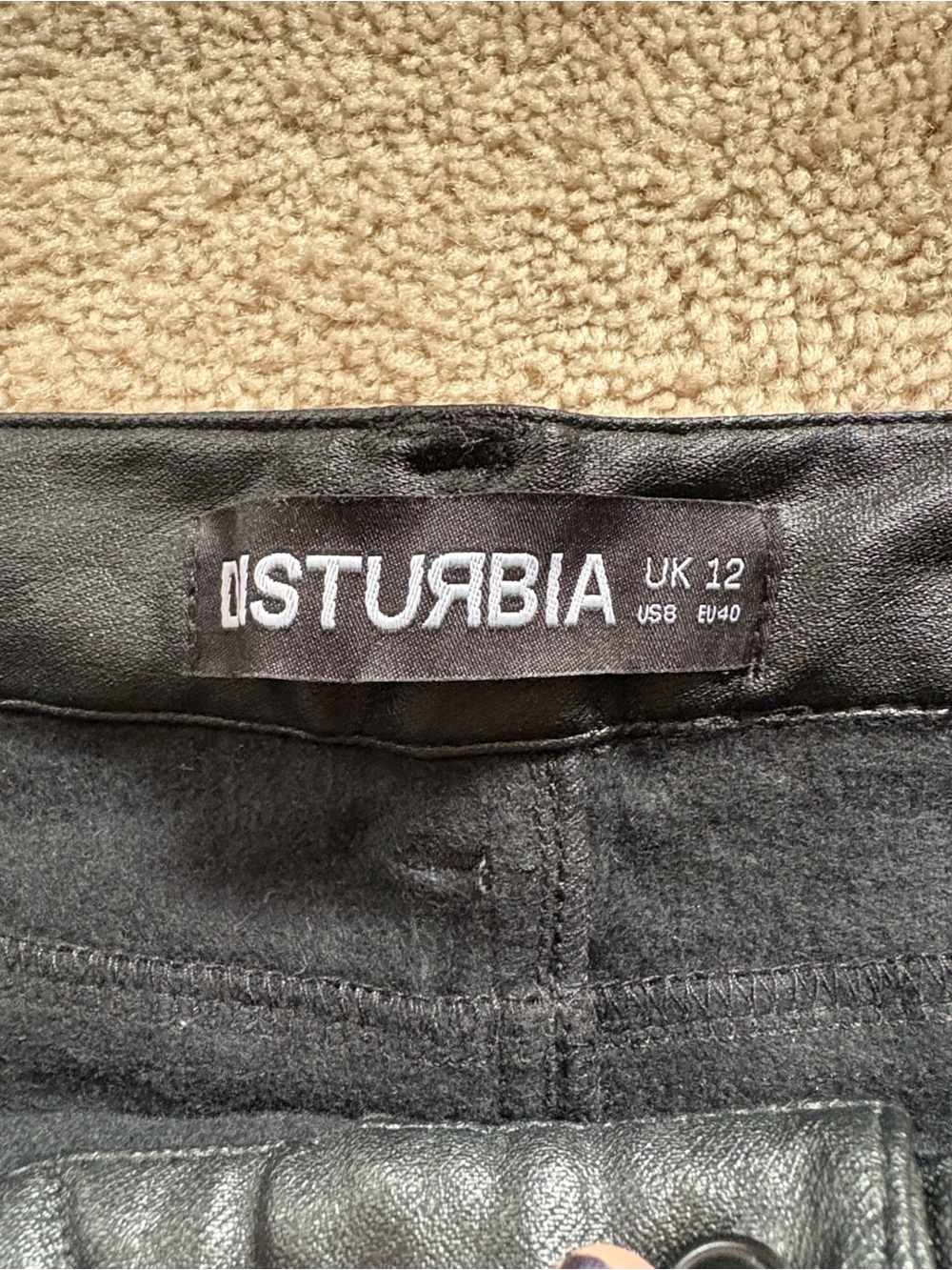Disturbia | Omens Lace Up Shorts - Picture 4 of 7